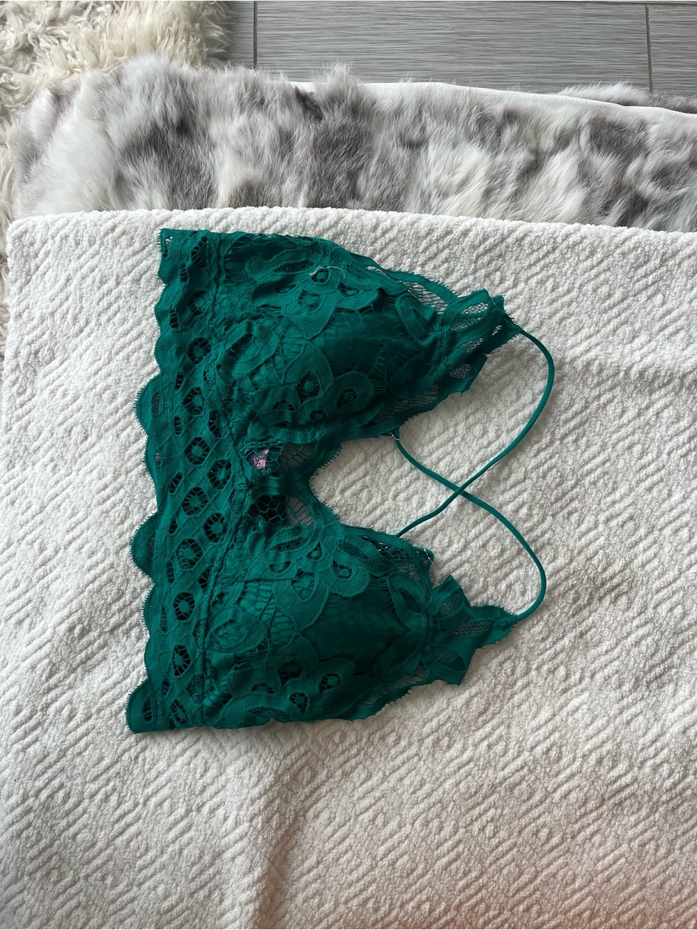 Mi Ami Lace Bralette - Emerald Green